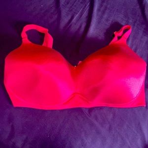 Hot pink 42H wire free bra Cacique. Worn only a few times